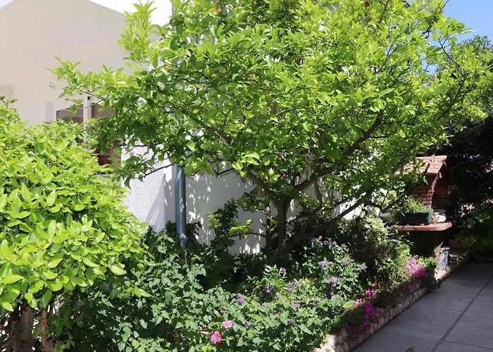 Apartment With Parking Space Barbat, Rab - 20080 Barbat na Rabu