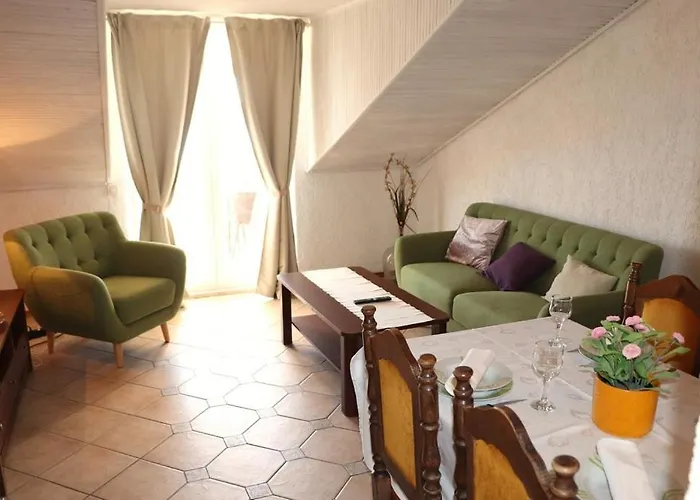 Apartment With Parking Space Barbat, Rab - 20080 Barbat na Rabu