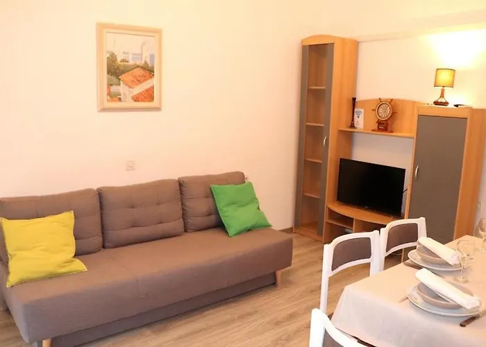With Parking Space Barbat, Rab - 20080 Apartment Barbat na Rabu