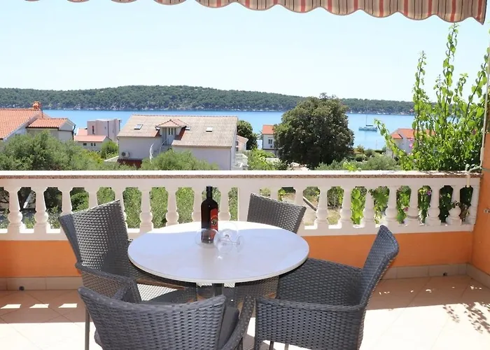 Apartment With Parking Space Barbat, Rab - 20080 Barbat na Rabu